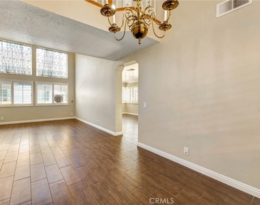 14332 Autumn Lane - Photo Thumbnail 8
