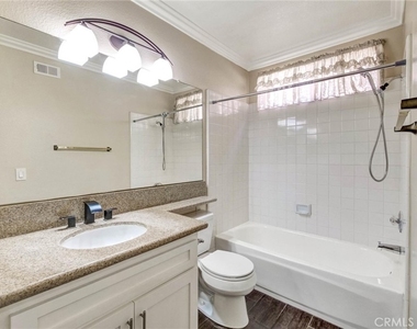 14332 Autumn Lane - Photo Thumbnail 9