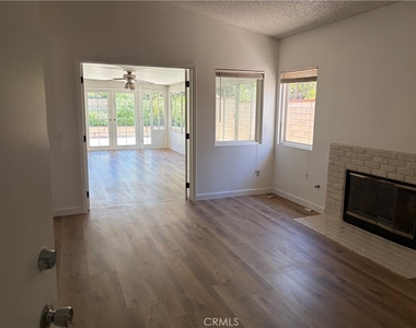 620 Sky Court - Photo Thumbnail 4