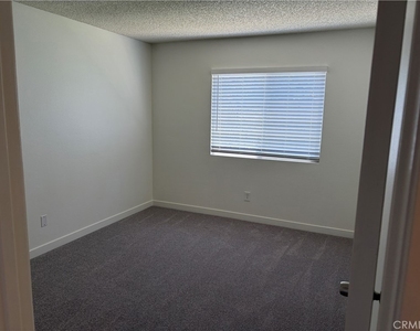 620 Sky Court - Photo Thumbnail 17