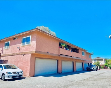 126 Lassen Place - Photo Thumbnail 10