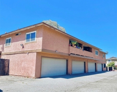 126 Lassen Place - Photo Thumbnail 9
