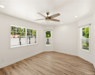 21231 San Miguel Street - Photo Thumbnail 13