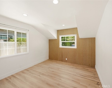 21231 San Miguel Street - Photo Thumbnail 9