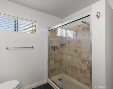 11274 Morrison Street - Photo Thumbnail 18