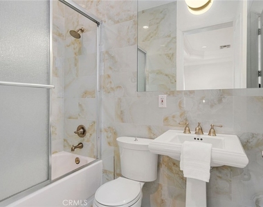 16459 Otsego Street - Photo Thumbnail 41