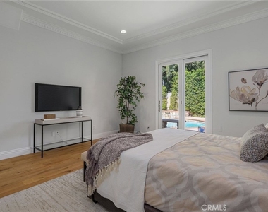 16459 Otsego Street - Photo Thumbnail 36