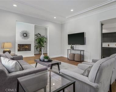 16459 Otsego Street - Photo Thumbnail 19