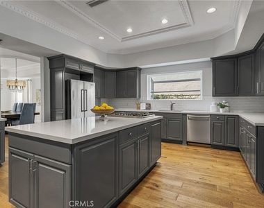 16459 Otsego Street - Photo Thumbnail 16