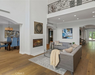 16459 Otsego Street - Photo Thumbnail 5