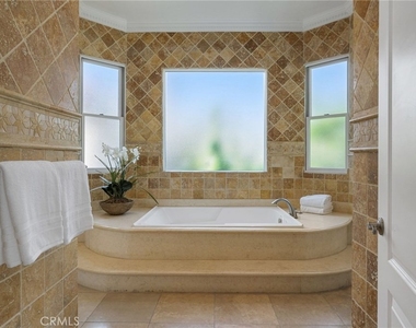 16459 Otsego Street - Photo Thumbnail 51