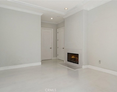 16459 Otsego Street - Photo Thumbnail 22