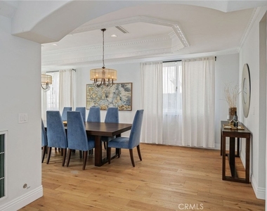 16459 Otsego Street - Photo Thumbnail 8