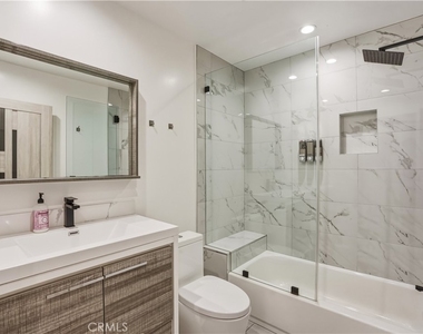 6620 Bellaire - Photo Thumbnail 5