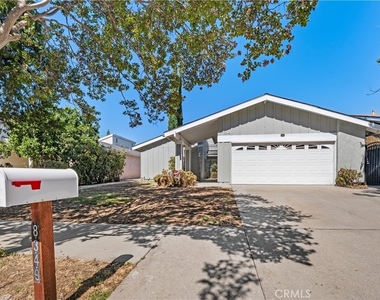 8349 Lurline - Photo Thumbnail 41