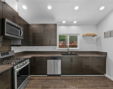 8349 Lurline - Photo Thumbnail 6