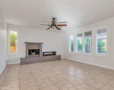 19754 Mariposa Creek Way - Photo Thumbnail 11