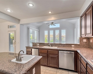 19754 Mariposa Creek Way - Photo Thumbnail 18
