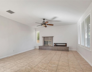 19754 Mariposa Creek Way - Photo Thumbnail 14