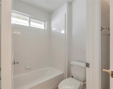 19754 Mariposa Creek Way - Photo Thumbnail 36