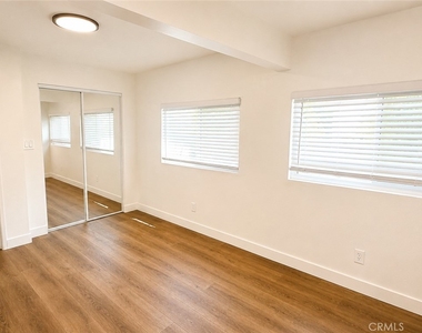 11151 Duncan Avenue - Photo Thumbnail 21