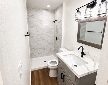 11151 Duncan Avenue - Photo Thumbnail 14
