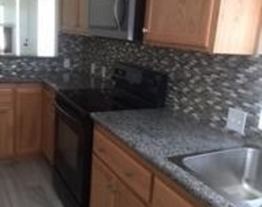 1371 W Cerritos Avenue - Photo Thumbnail 14