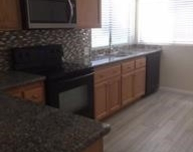 1371 W Cerritos Avenue - Photo Thumbnail 16