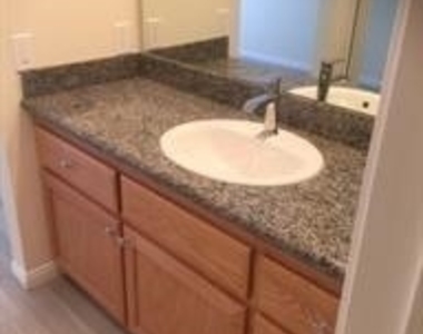 1371 W Cerritos Avenue - Photo Thumbnail 17