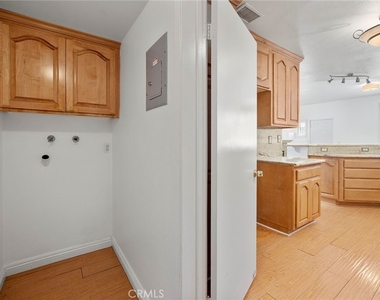 2260 Indigo Hills Drive - Photo Thumbnail 11