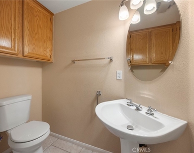 2260 Indigo Hills Drive - Photo Thumbnail 12