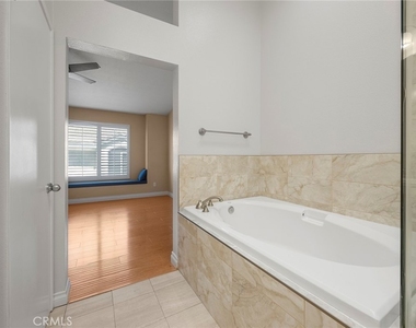 2260 Indigo Hills Drive - Photo Thumbnail 16