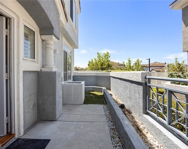 2260 Indigo Hills Drive - Photo Thumbnail 23