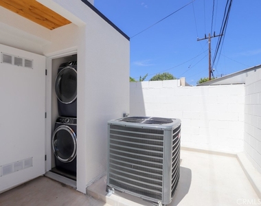 5221 E Willow - Photo Thumbnail 23