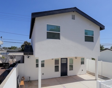 5221 E Willow - Photo Thumbnail 1