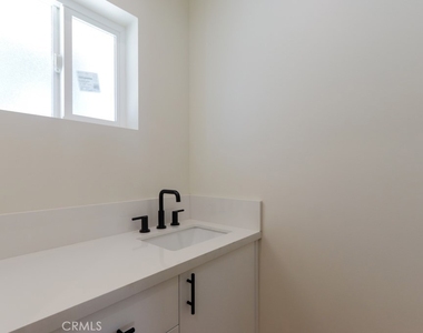 5221 E Willow - Photo Thumbnail 12