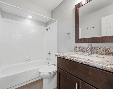 4355 Rialto Street - Photo Thumbnail 4