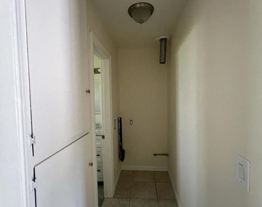 645 Marion Place - Photo Thumbnail 20