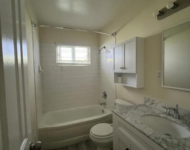 645 Marion Place - Photo Thumbnail 21