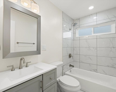 624 Silver Lake Boulevard - Photo Thumbnail 8