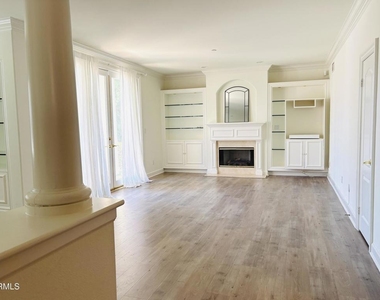 216 S Madison Avenue - Photo Thumbnail 3