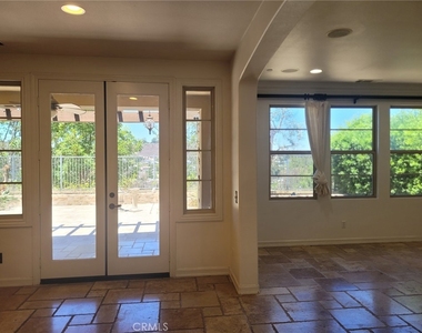 55 Valley - Photo Thumbnail 24