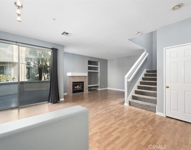 437 N Castletown - Photo Thumbnail 2