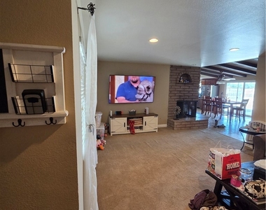 3697 Sierra - Photo Thumbnail 7