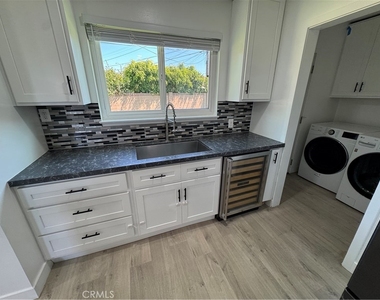 1415 E Gary Place - Photo Thumbnail 6