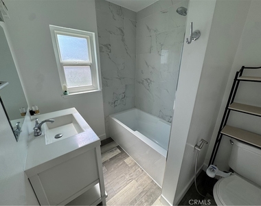 1415 E Gary Place - Photo Thumbnail 9
