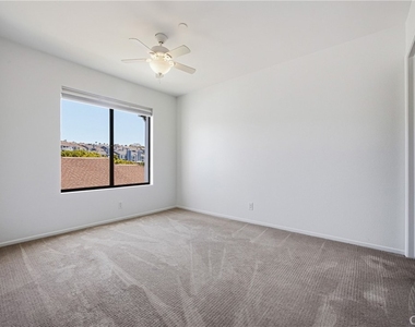 2189 Calle Ola Verde - Photo Thumbnail 11