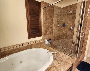 37 Rincon Way - Photo Thumbnail 12