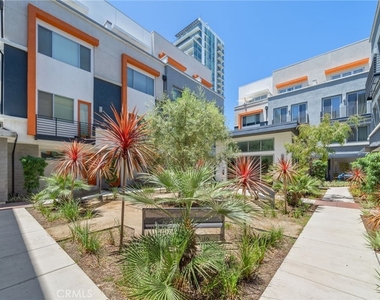 205 Elm - Photo Thumbnail 25