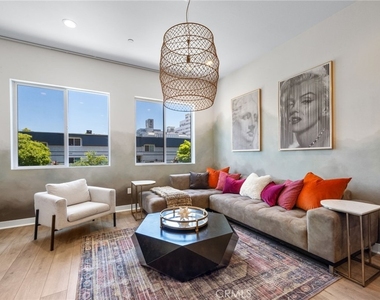 205 Elm - Photo Thumbnail 11